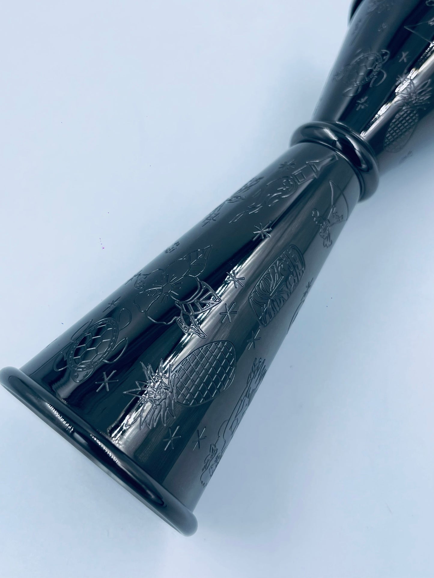 JIGGER JAPONES GRABADO TIKI NEGRO 1-2 OZ