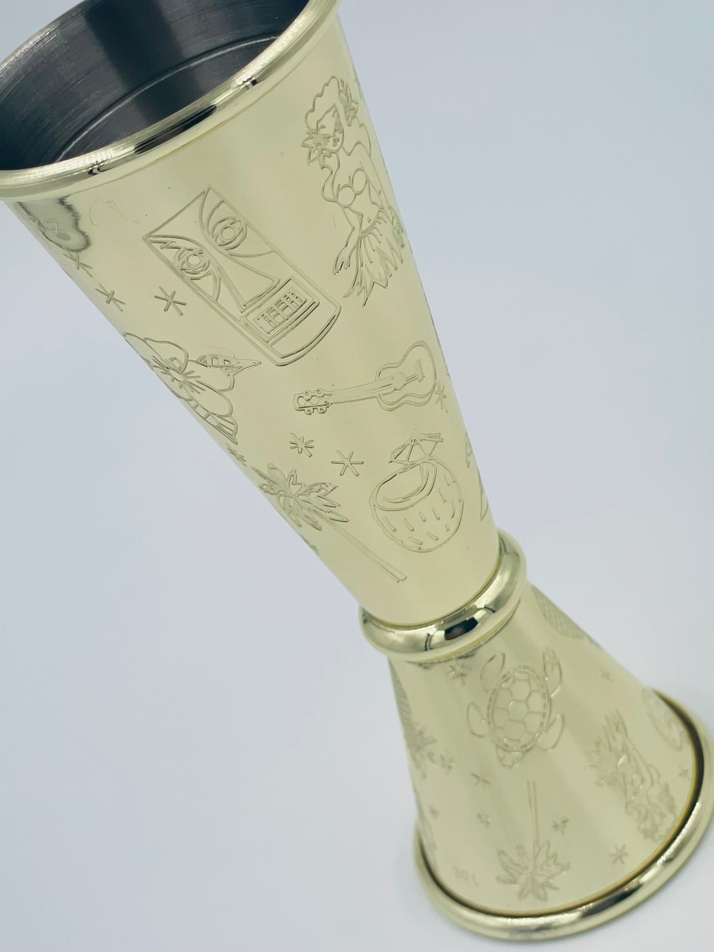 JIGGER JAPONES GRABADO TIKI DORADO 1-2 OZ