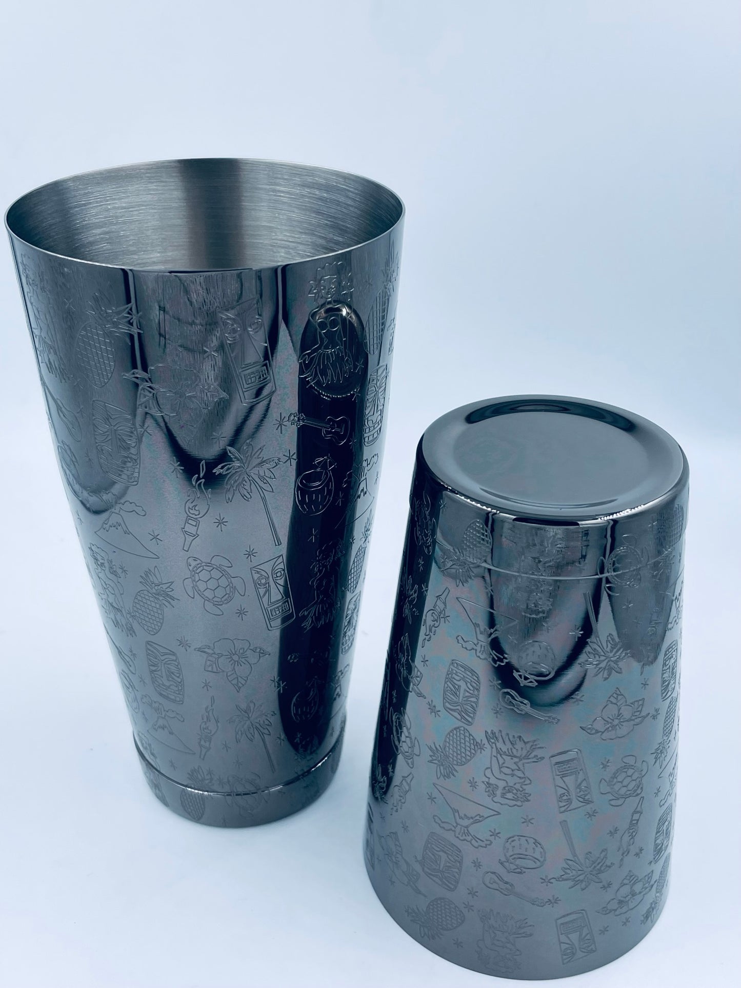 SHAKER BOSTON GRABADO TIKI NEGRO
