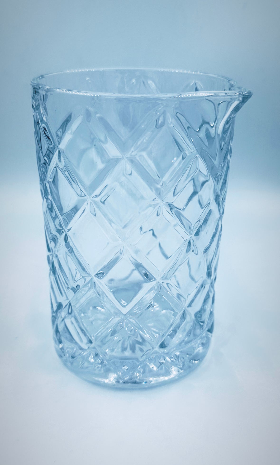MIXING GLASS FULL DIAMOND  25 Oz