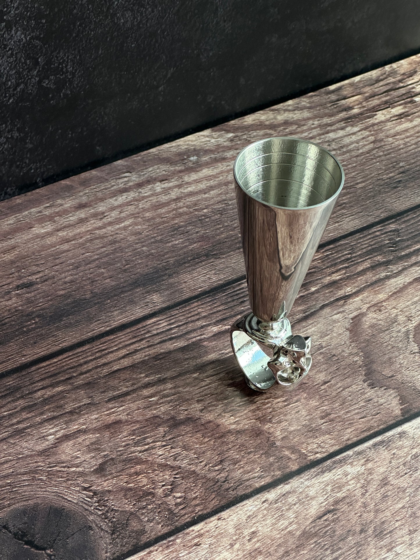 JIGGER SKULL RING